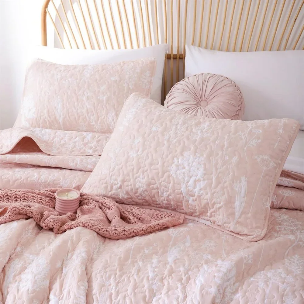 New Quilts Queen Size Blush Quilt Botanical with Floral Pattern Microfiber